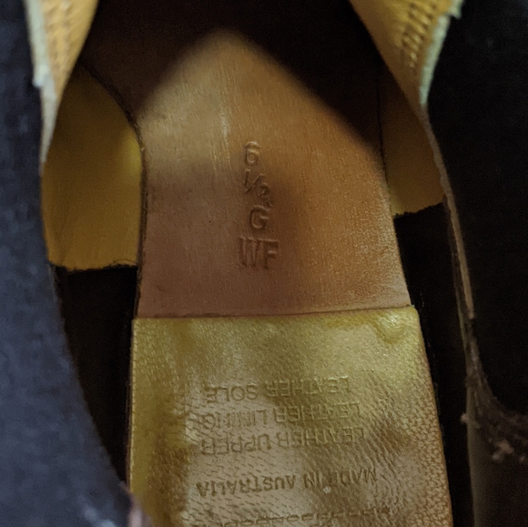 R.M Williams Chelsea Boots - Picture 16 of 16